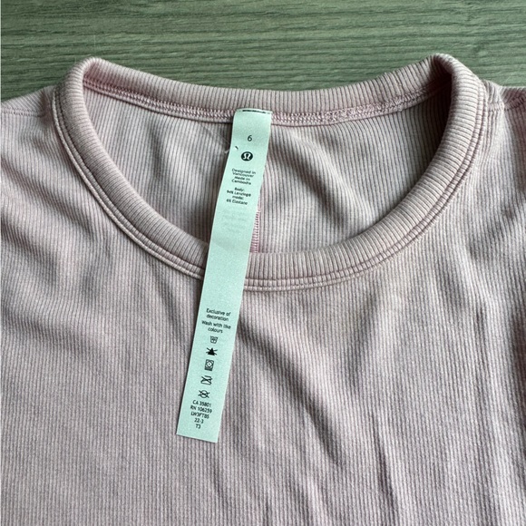 Lululemon Hold Tight Short Sleeve Shirt - Picture 6 of 8